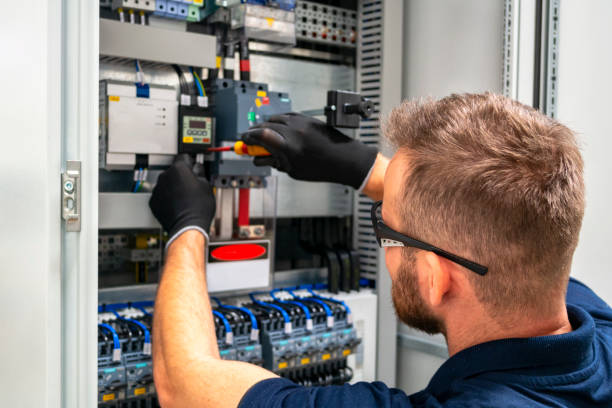 Best Local Electrician Companies  in Lattingtown, NY